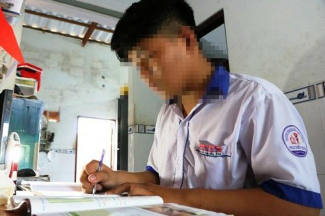 Tin mới vụ cô giáo bị tố vào khách sạn cùng nam sinh lớp 10 - 2