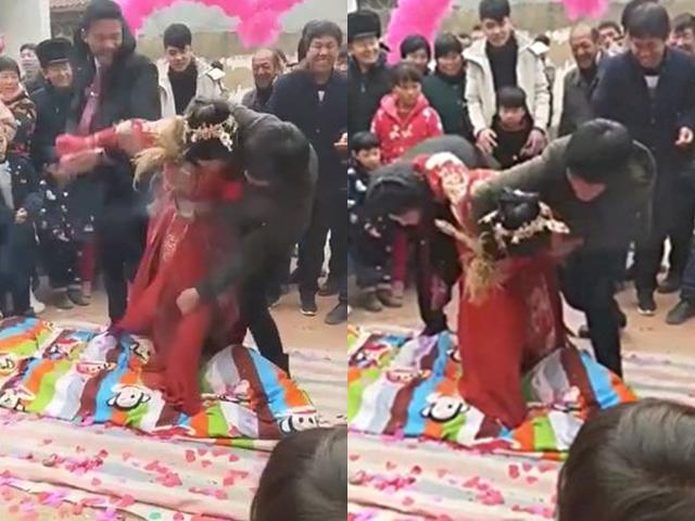 Cô dâu bị nhà chồng ấn đầu, ép quỳ xuống đất nhưng thái độ của chú rể mới bất ngờ