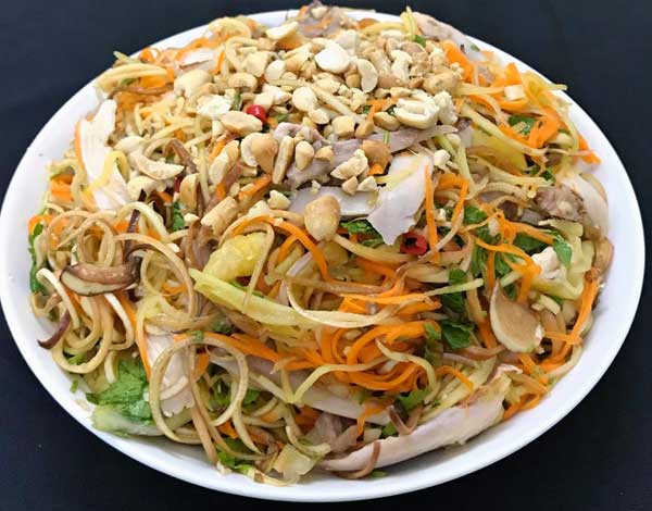 Cách làm nộm gà thập cẩm ngon khó cưỡng - 4