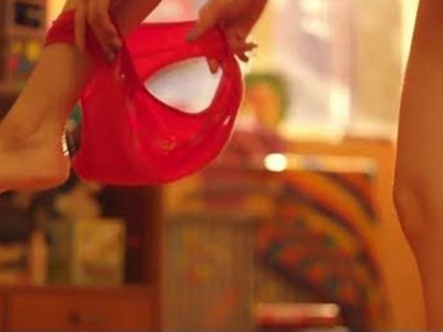 Ba mẹ con đều bị nhiễm trùng vùng kín vì thói quen nhiều người làm khi trời nồm