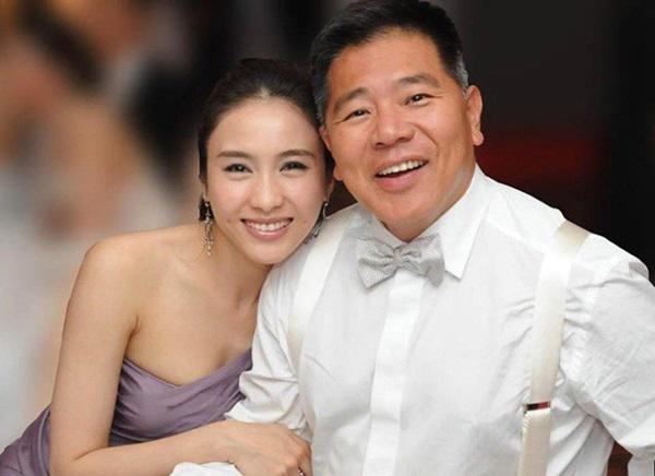 Đường tình 3 nàng Chu Chỉ Nhược đẹp nhất Cbiz: Người lấy chồng tàn tật, kẻ cô độc không con - 9