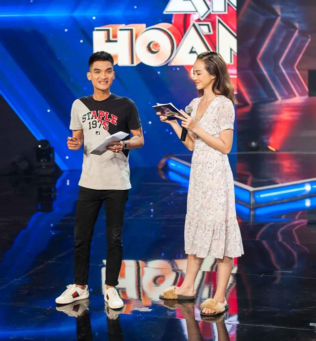 Sao Việt đổ xô đi làm MC, đến amp;#34;Thánh lầy showbizamp;#34; nói ngọng cũng quyết lấn sân - 4