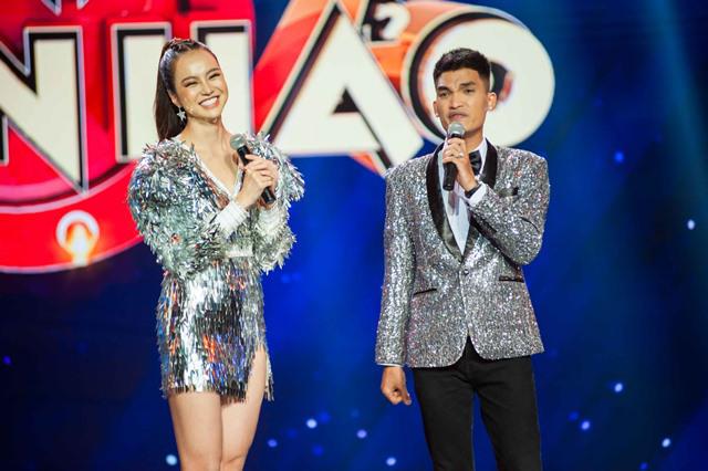 Sao Việt đổ xô đi làm MC, đến amp;#34;Thánh lầy showbizamp;#34; nói ngọng cũng quyết lấn sân - 6