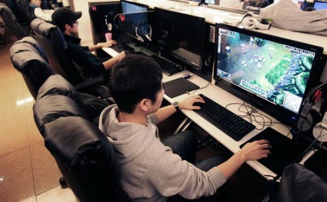 Hờ hững với vợ nhưng lại amp;#34;cuồng nhiệtamp;#34; với kẻ thứ 3 khiến vợ không đánh ghen nổi - 1