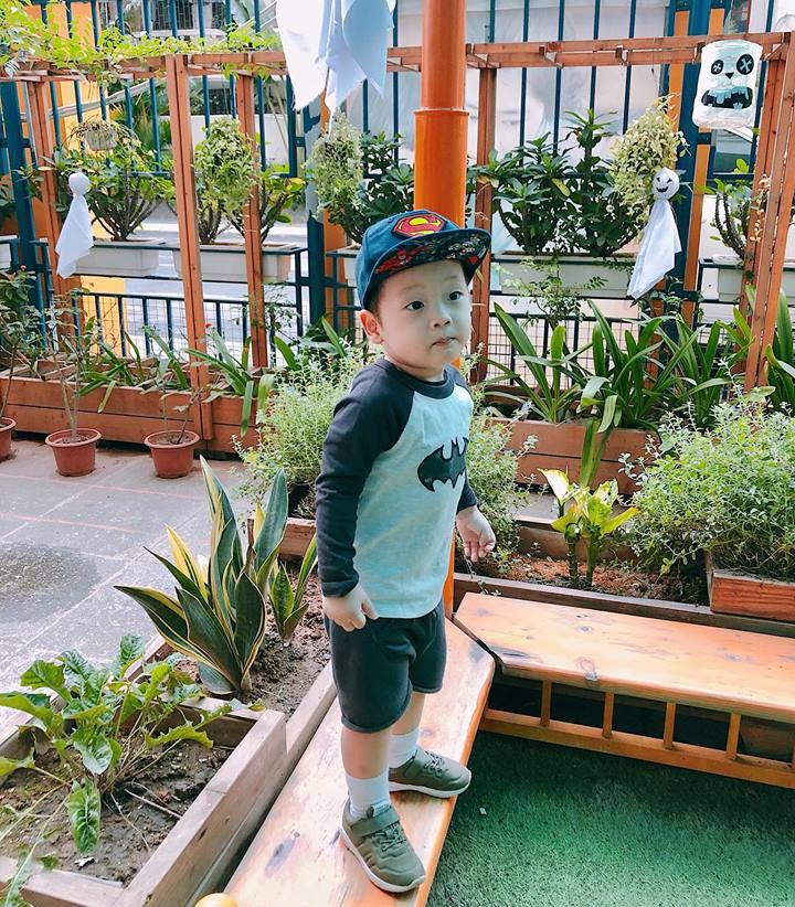 Loạt ảnh lớn phổng phao, cực kháu khỉnh của con trai Ly Kute khi vừa tròn 3 tuổi - 17