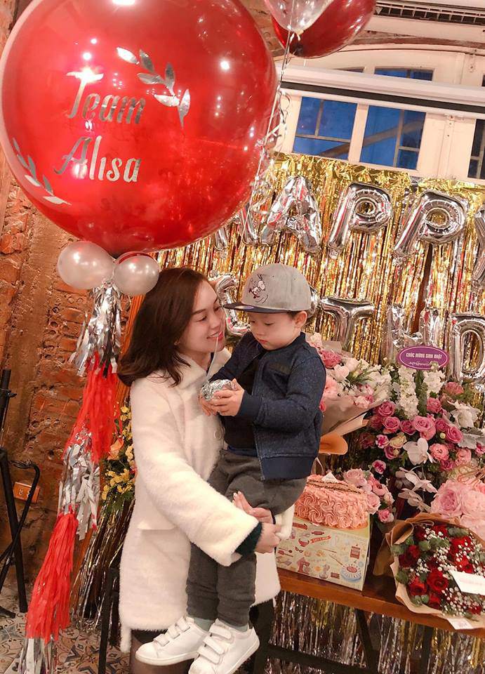 Loạt ảnh lớn phổng phao, cực kháu khỉnh của con trai Ly Kute khi vừa tròn 3 tuổi - 13