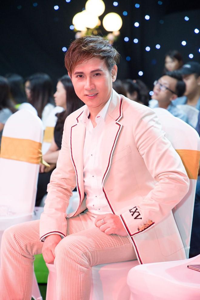 Từng thề độc không nhìn mặt nhau, Phi Nhung và danh ca Phương Dung bất ngờ đụng mặt - 4