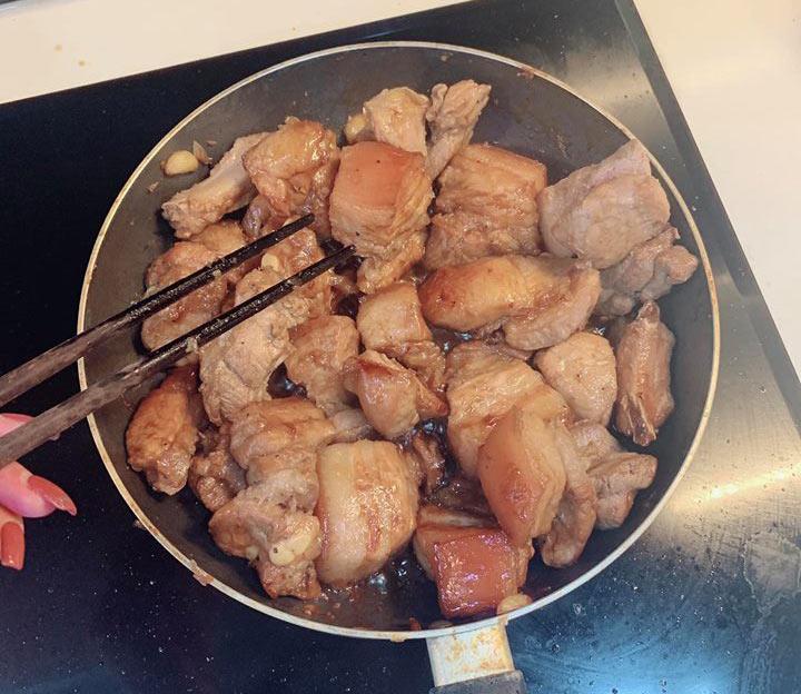 Bạn trai thèm thịt kho, Hoa hậu mới được tặng nhẫn 5,5 tỷ học nấu nửa ngày và cái kết - 5