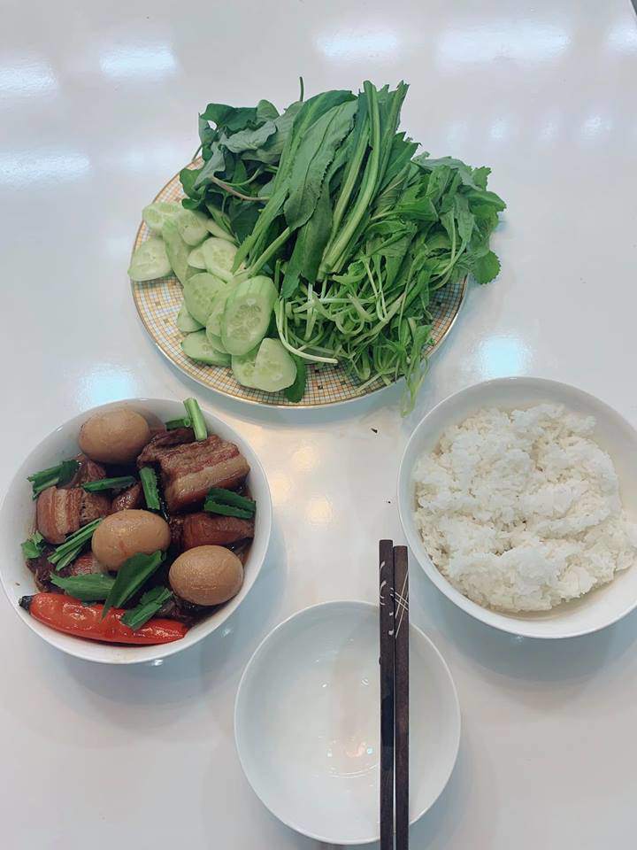 Bạn trai thèm thịt kho, Hoa hậu mới được tặng nhẫn 5,5 tỷ học nấu nửa ngày và cái kết - 8