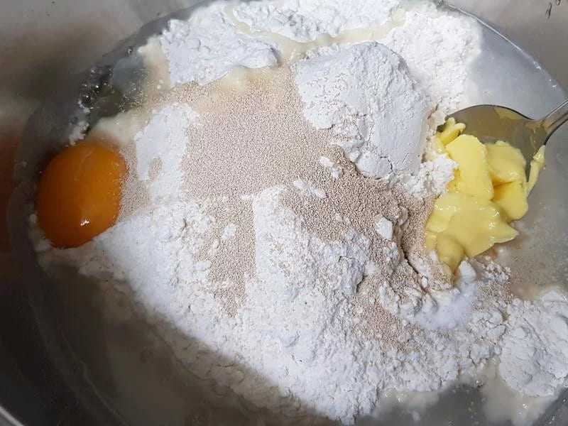 Bánh rán vòng donut mẹ làm, cả nhà ăn hoài không biết chán - 2