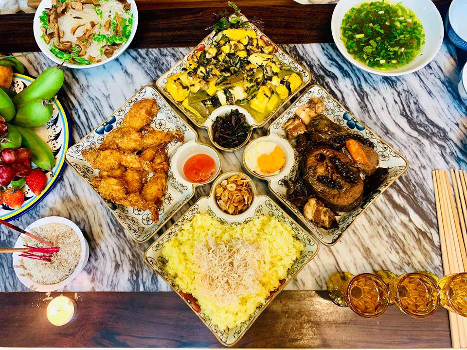 Làm dâu phố cổ, Diệu Hương nấu cỗ cúng đề huề, không ngờ chồng vừa nhìn chê ngay một câu... - 5