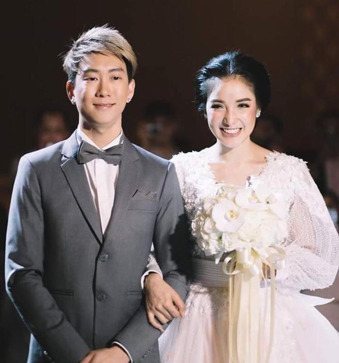 Sau bi kịch amp;#34;anh trai là bố ruộtamp;#34;, mỹ nhân 8X làm mẹ đơn thân vì chồng tù tội - 3