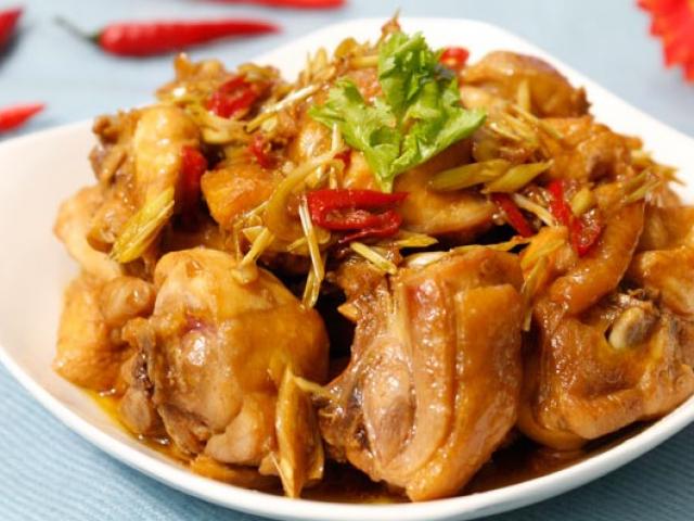 Cách làm món gà xào sả ớt cay cay ăn một cái là mê.