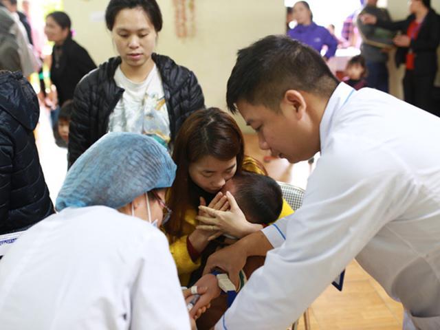Bộ Y tế khẩn cấp đề nghị Bắc Ninh dừng ngay việc lấy mẫu máu xét nghiệm sán lợn