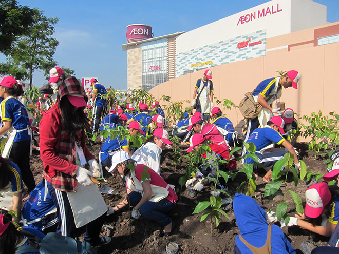 Cùng AEON MALL Tân Phú Celadon lan tỏa khát vọng xanh vì một không gian tươi mát - 1