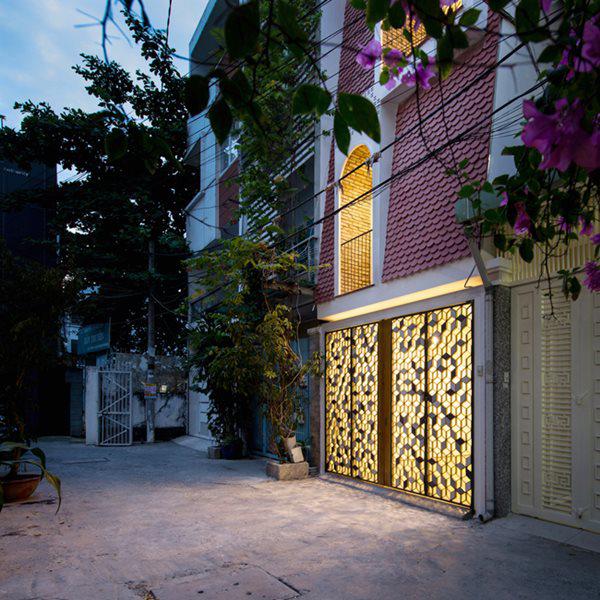 Kiến trúc sư Việt tự thiết kế nhà mình khiến báo tây cũng tấm tắc khen - 1