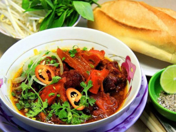 Cách nấu bò kho bánh mì chuẩn vị miền Trung, ăn một lần là nghiện