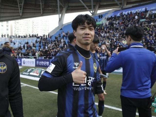 Công Phượng dạy đồng đội nói tiếng Việt khiến fan cười không ngớt