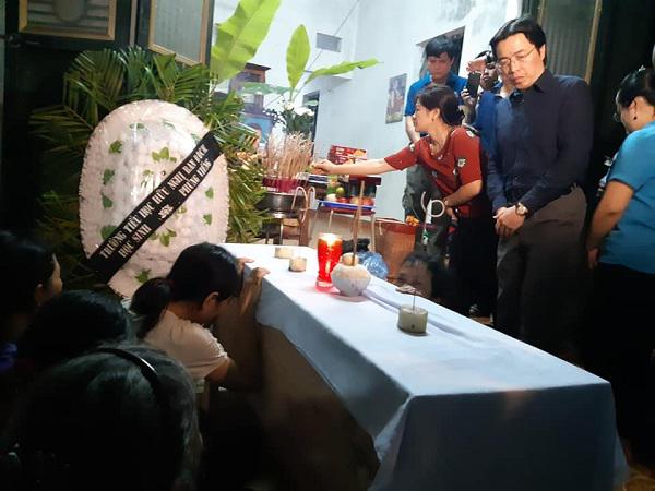 Bé trai thoát chết trong vụ đuối nước ở Hòa Bình: ‘Cháu vùng vẫy mãi mới bơi được vào bờ’ - 2