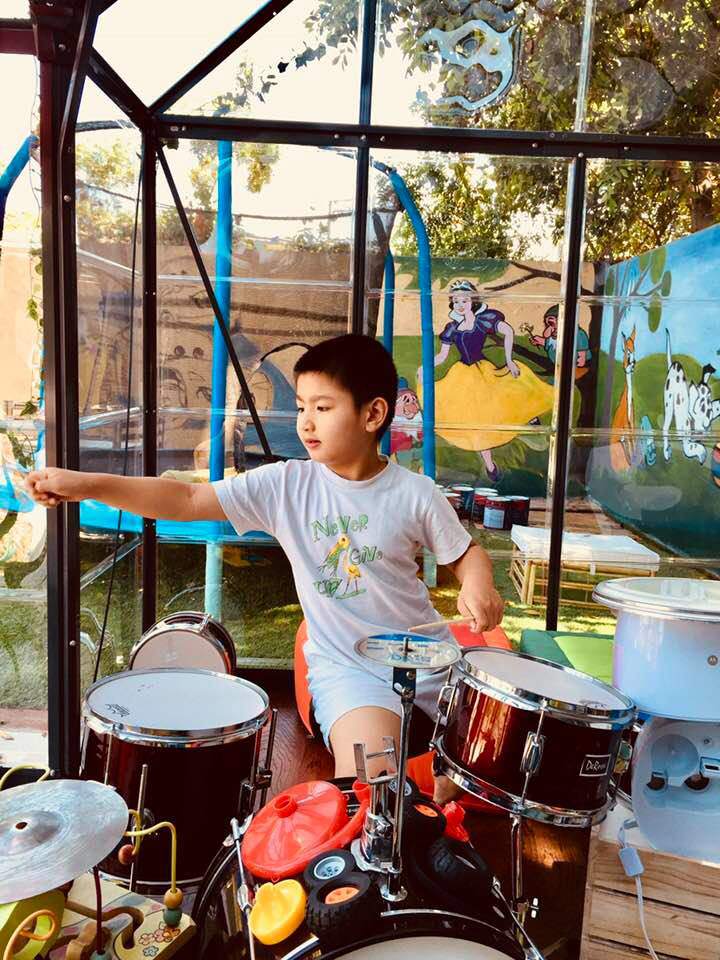 5 năm nuốt nước mắt nuôi con trai tự kỷ, Nguyễn Hồng Nhung bỏ hàng hiệu ở nhà như osin - 6