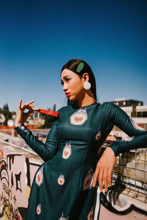 Cùng diện áo dài: BB Trần nữ tính bao nhiêu, quay qua Trấn Thành, Chí Tài chỉ biết cười ngất - 6