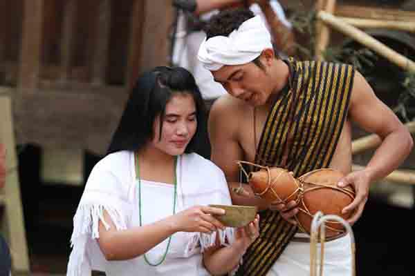 Kỳ lạ những phong tục cưới hỏi có 1-0-2  ở Việt Nam (Phần 1) - 5