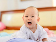 Làm mẹ - Trẻ 4 tháng tuổi: Quá trình phát triển và cách chăm sóc bé