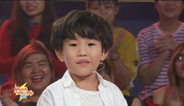 Đá xéo Hari Won, nam ca sĩ này còn liên tục amp;#34;không phụcamp;#34; Trấn Thành - 6