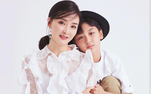 Từng bị con tát, mắng là amp;#34;đầu heoamp;#34; giờ amp;#34;Tình Nhi Cách Cáchamp;#34; bật khóc trước tâm sự của con - 2