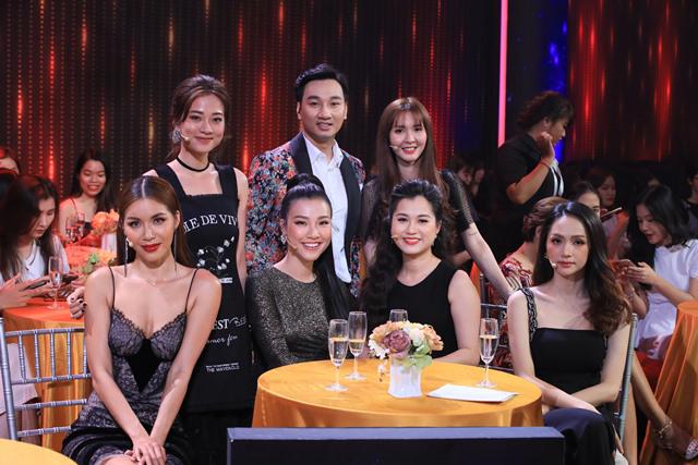 Đi ghi hình gameshow, Hương Giang đẹp như nữ thần, Lâm Vỹ Dạ cũng không kém Hoa hậu - 11