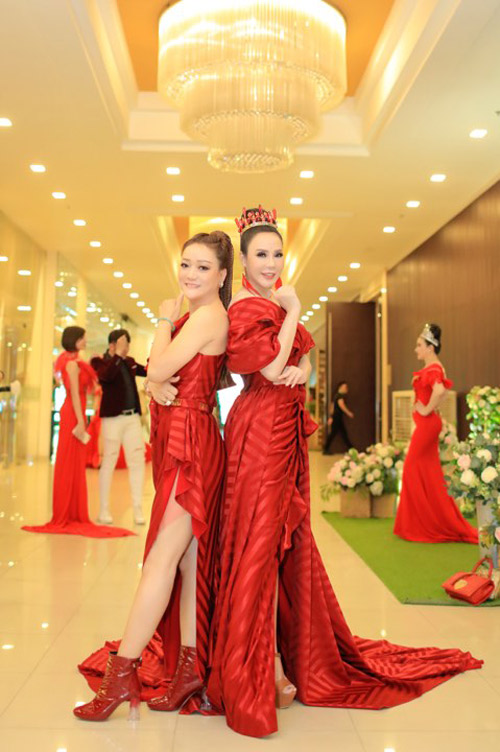 NTK Oanh Phan tôn vinh vẻ đẹp của phụ nữ Á Đông trong BST mới - 5