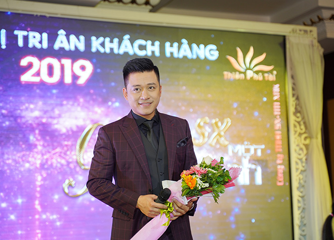 Tuấn Hưng, Lâm Vũ “quẩy” hết mình trong Hội nghị tri ân khách hàng của Nhật Việt Cosmetics - 2