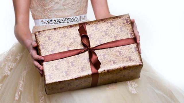 Cô dâu chê quà cưới 6 triệu của bạn không đủ đắt, bắt đưa thêm 7 triệu - 2