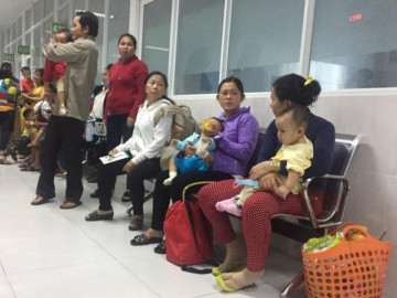 TPHCM: Trời nắng nóng, hơn 10.000 trẻ nhập viện mỗi ngày, cha mẹ cần làm gì để bảo vệ con?