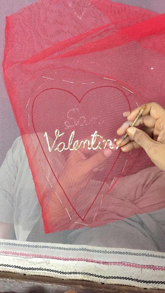 Bạn gái Duy Mạnh xinh như công chúa, vượt mặt Bích Phương khi đụng váy - 6