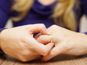 Tin tức - Mới cưới được 2 tháng, cặp vợ chồng phải ly hôn sau khi phát hiện sự thật động trời này