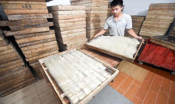 Ngoài đậu phụ thối, TQ còn có món đậu phụ lông amp;#34;kinh dịamp;#34; không kém - 7