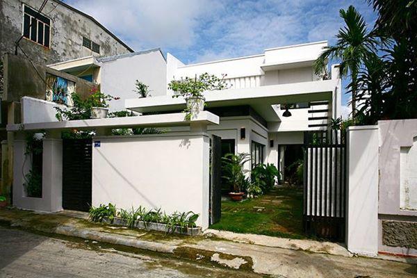 Nhà 2 tầng siêu đẹp, thiết kế hiện đại nhưng đượm hồn quê - 1