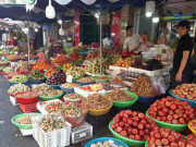 Tiêu dùng - Tiểu thương "méo mặt" vì hàng hóa ế ẩm dịp Tết Dương lịch