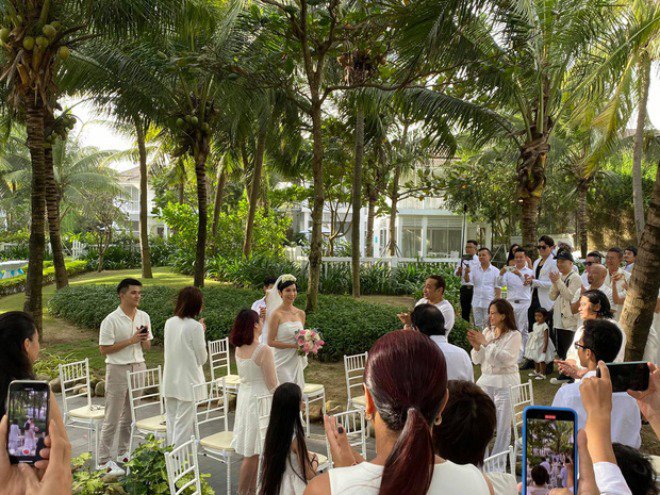 Xuân Lan đám cưới lần 2 ở tuổi 42, danh tính chú rể đã được công khai - 5
