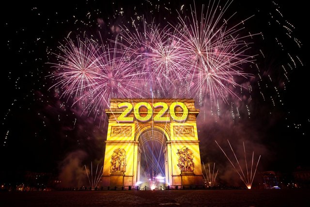 Thế giới rộn ràng đón năm mới 2020, thành phố Sydney bắn pháo hoa không thể mãn nhãn hơn - 8