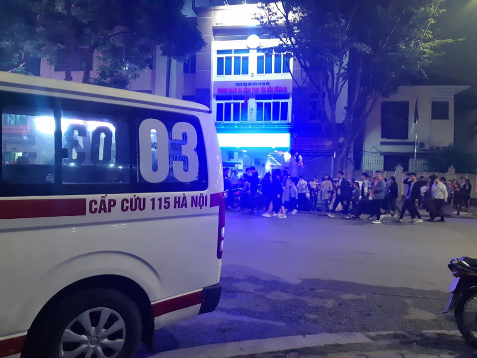 Vỡ trận bãi giữ xe giao thừa, xe máy 70 nghìn/lượt, Trung tâm 115 rước trăm xe vào trụ sở - 10