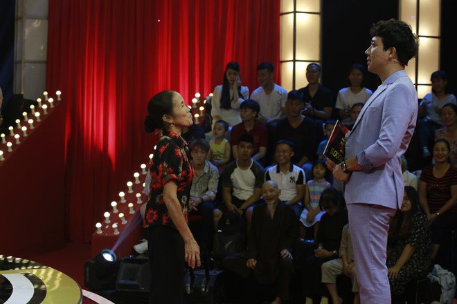 Bà Tân Vlog nhờ Trấn Thành dùng toàn bộ số tiền thưởng để làm từ thiện - 5