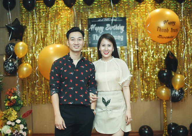 MC Thành Trung amp;#34;tán đổamp;#34; vợ tiếp viên đúng Tết dương lịch, 6 năm sau có một cặp sinh đôi - 5