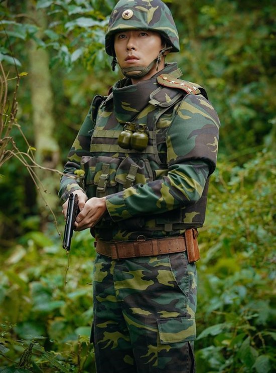 Điều gì giúp Hạ Cánh Nơi Anh được yêu thích chẳng kém Hậu Duệ Mặt Trời? - 4