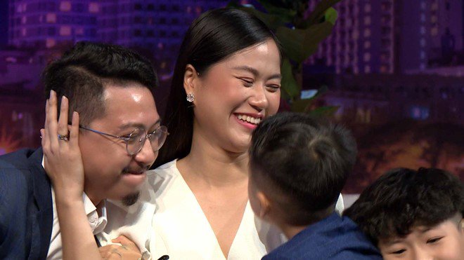 Lâm Vỹ Dạ từng vác bụng bầu đi ship hàng, rưng rưng khi nhắc tới 2 chữ amp;#34;thanh xuânamp;#34; - 14