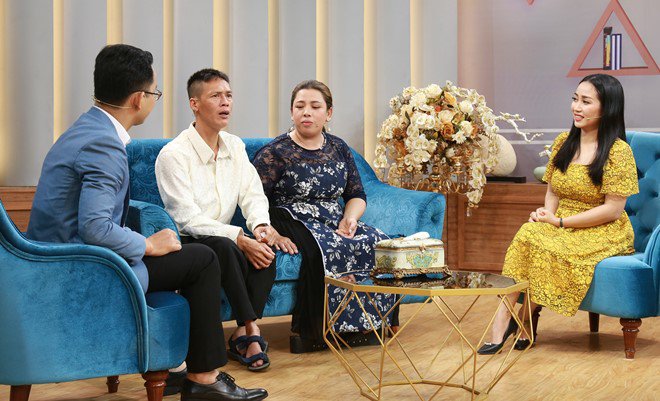 Ốc Thanh Vân xót xa trước cặp đôi sợ con ngại với bạn bè vì bố mẹ không lành lặn - 1