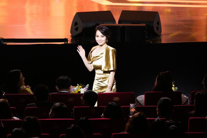 Hà Hồ - Noo Phước Thịnh da diết song ca, Chi Pu làm khán giả trẻ cuồng nhiệt - 16