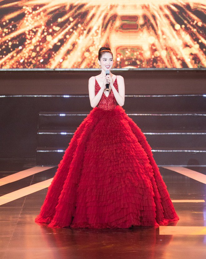 Hà Hồ - Noo Phước Thịnh da diết song ca, Chi Pu làm khán giả trẻ cuồng nhiệt - 14