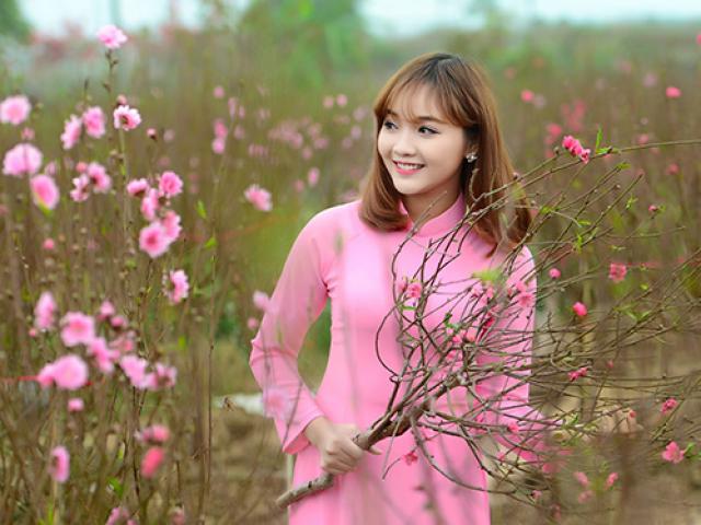 Xuất hiện vườn hoa siêu lung linh để chị em chụp ảnh dịp Tết nguyên đán